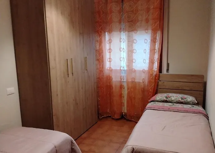 Carmen House 2 公寓 *